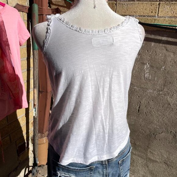White Abercrombie and Fitch Lacy Milkmaid Tank - Picture 5 of 8
